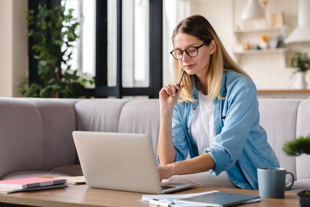 Vale a pena ter uma mentoria para criar curso online (ou fazer sozinho)?